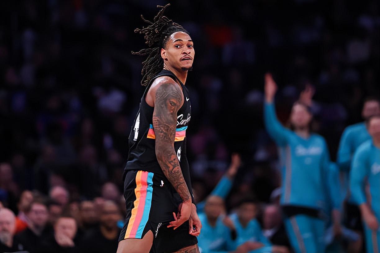 et365(中国)官方网站、APP下载、bet365 Sports-马刺遭遇了一场惨败,但是强力得分手的状态还是值得肯定?